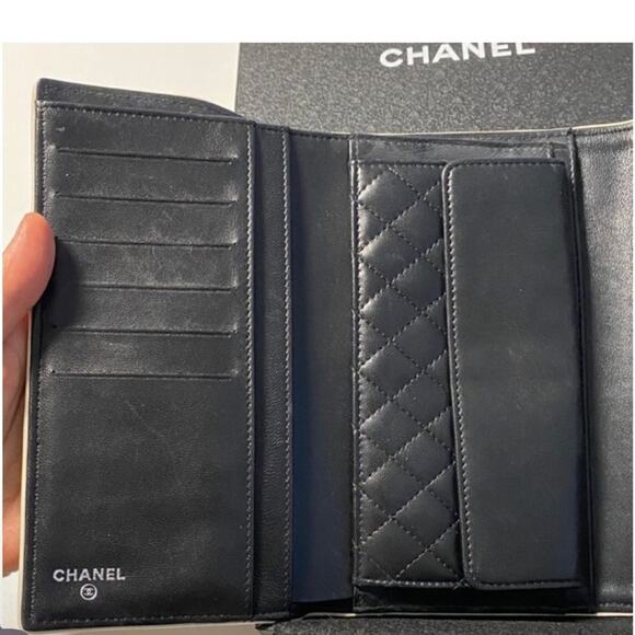 Chanel Timeless Mademoiselle Lock Wallet EUC Authentication certificate - Picture 9 of 12